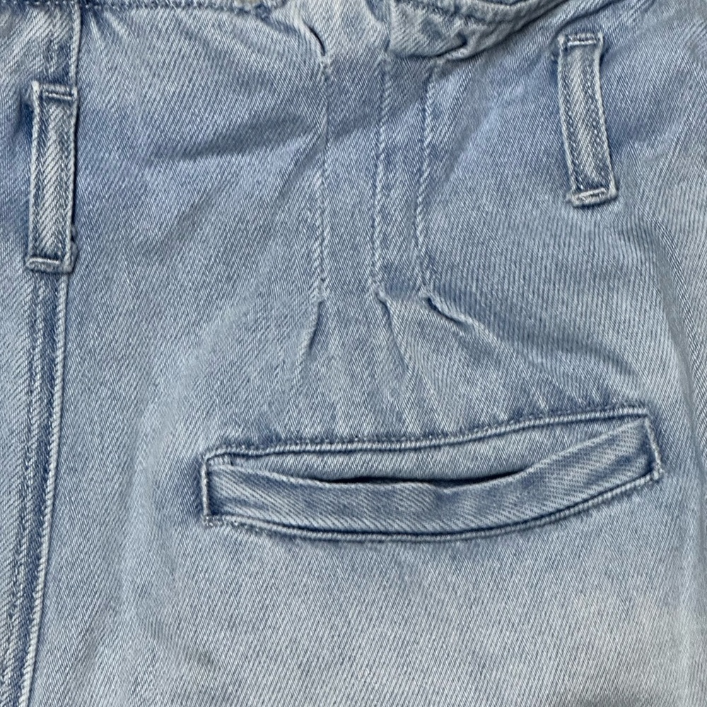 AEO Mom Short Button Fly Paperbag Waist Denim Shorts Blue Light Wash 8‎ - Picture 7 of 11